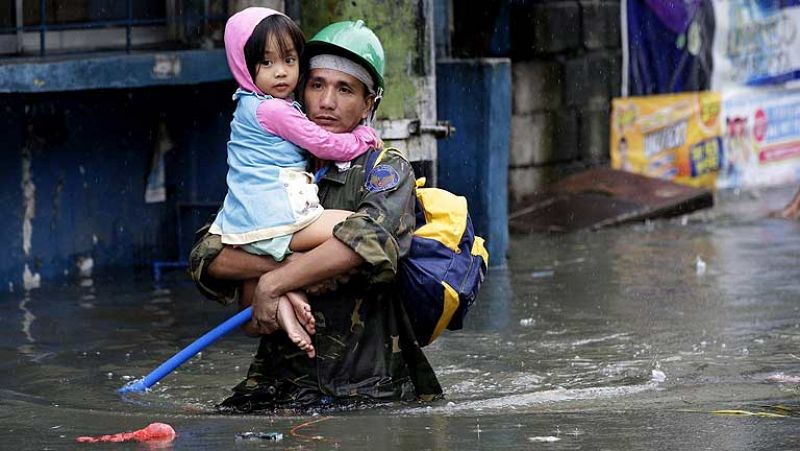 El tifón Usagi causa 25 muertos y numerosos daños en China