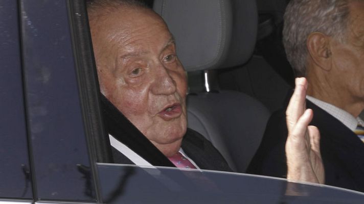 Telediario 1 - El rey horas antes de su operación