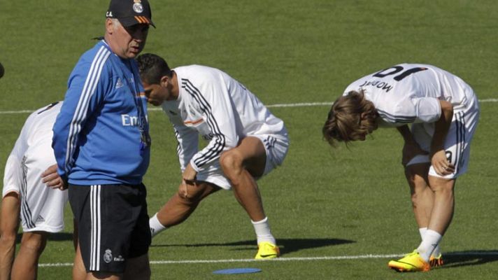 Telediario 1 - El Madrid busca la victoria ante el Elche antes del derbi