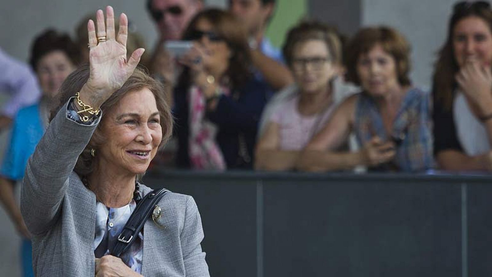 Informativo 24h: Doña Sofía visita de nuevo al rey | RTVE Play