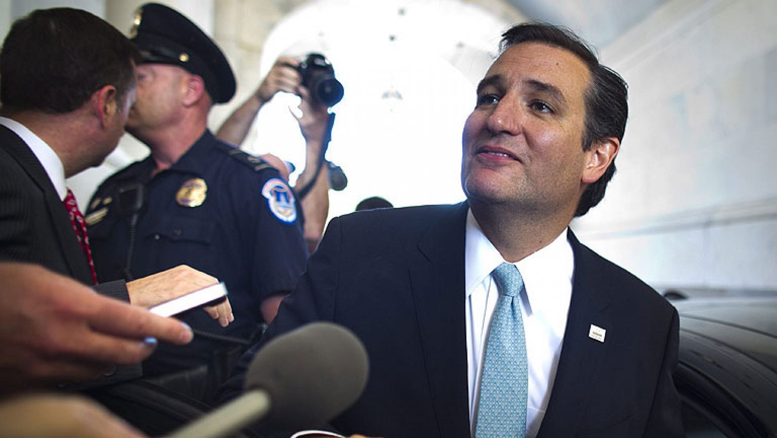Telediario 1: Ted Cruz, el 'filibustero' republicano contra la reforma sanitaria de Obama | RTVE Play