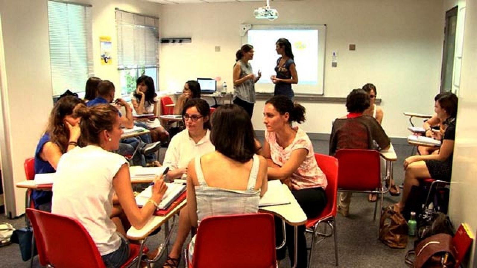 Comando  Actualidad - En formación - Profesor de español