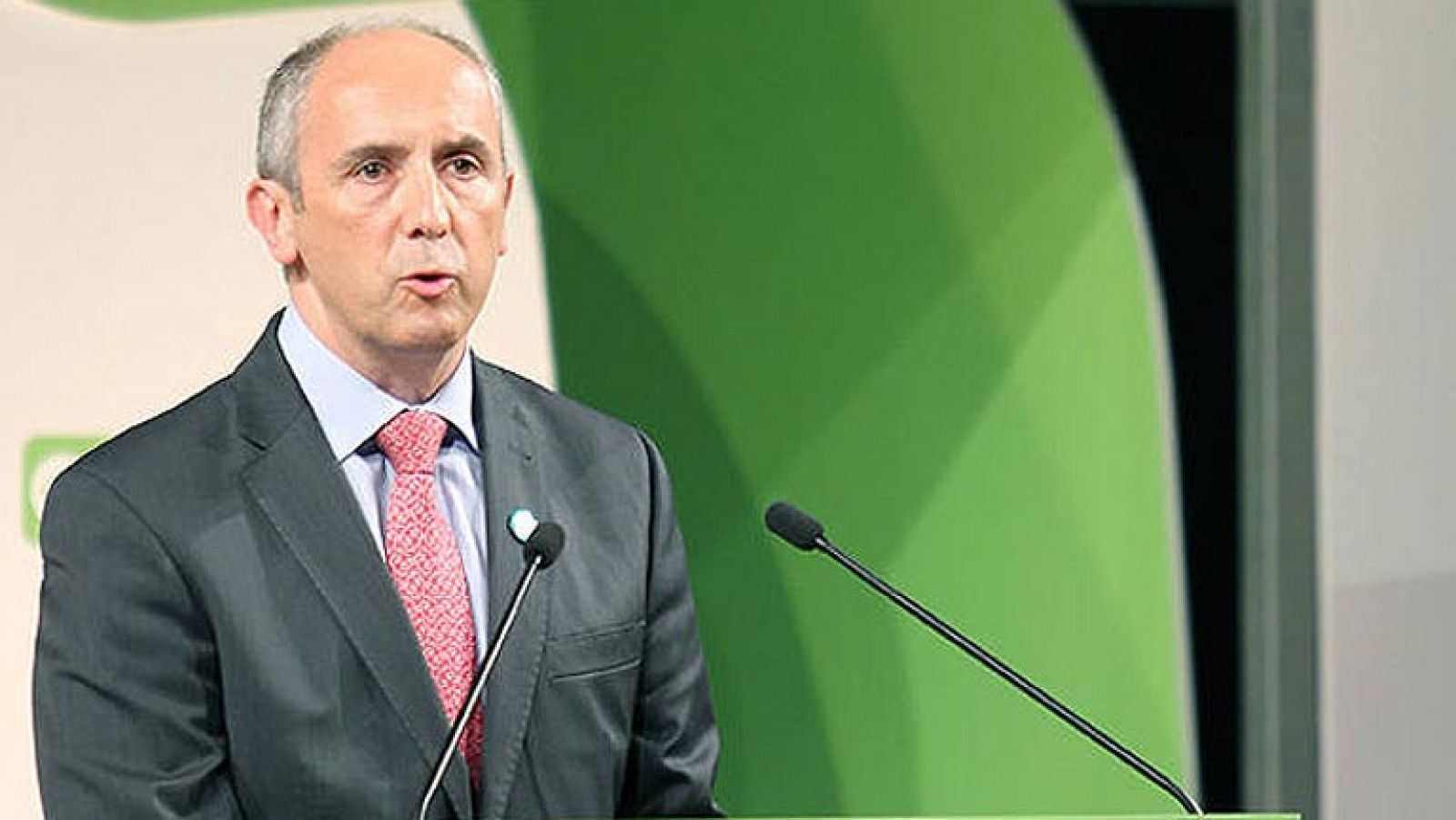 Erkoreka cree que con voluntad política se puede hacer la consulta en Cataluña - Los desayunos | Ver