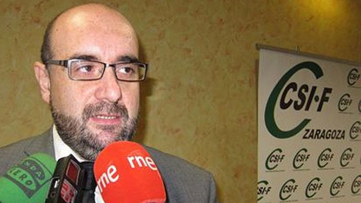 Los desayunos - Los funcionarios no descartan ir a la huelga ante la nueva congelación salarial