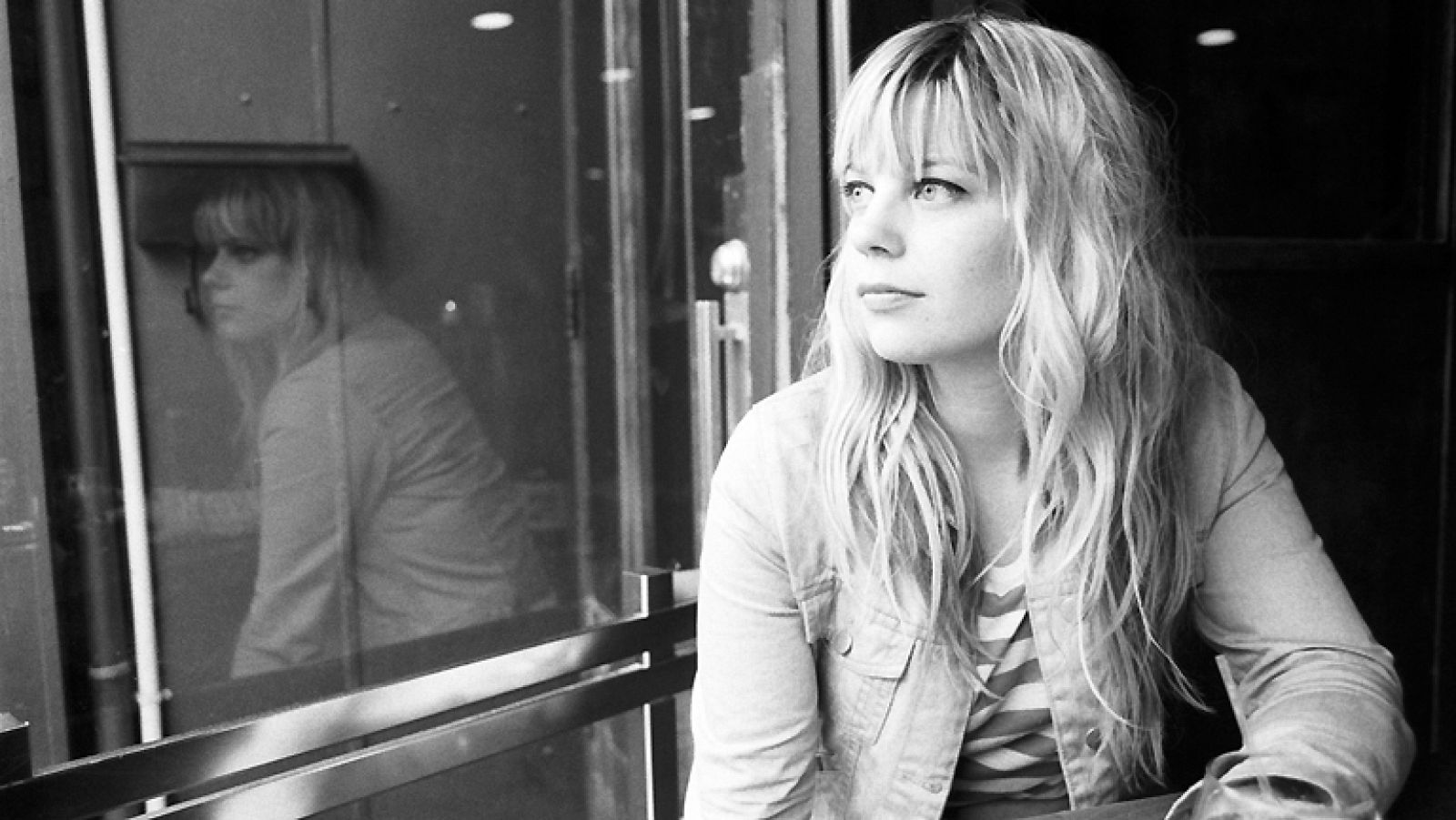 Basia Bulat - Tall tall shadow