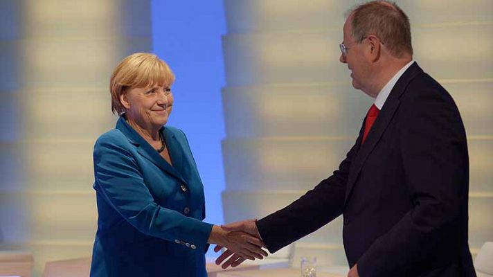 El SPD alemán negocia en su convención una gran coalición con Angela Merkel