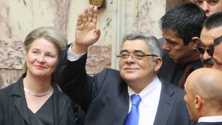 Telediario 1 - Detienen a Nikos Michaloliakos