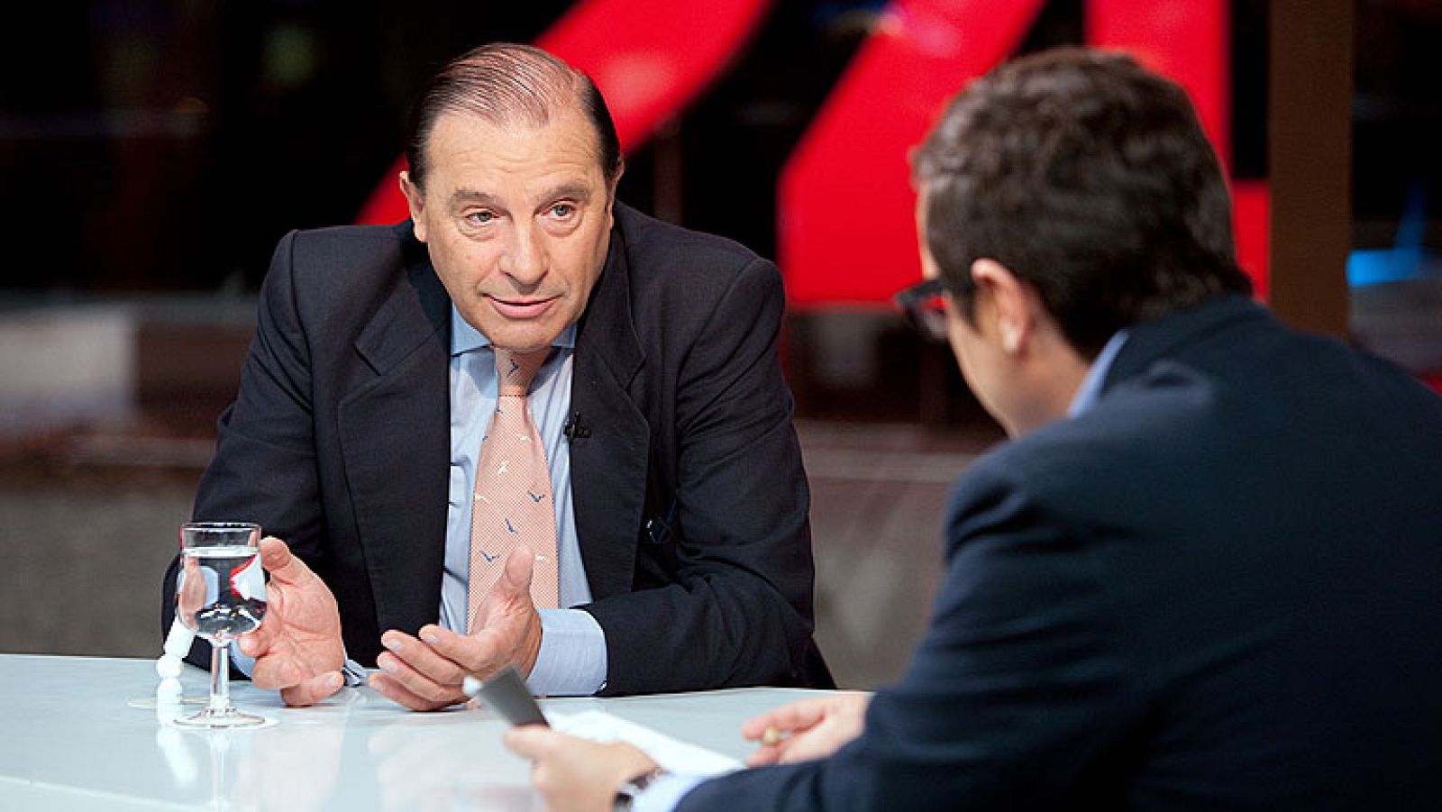 Entrevista al portavoz económico del PP en el Congreso, Vicente Martínez Pujalte