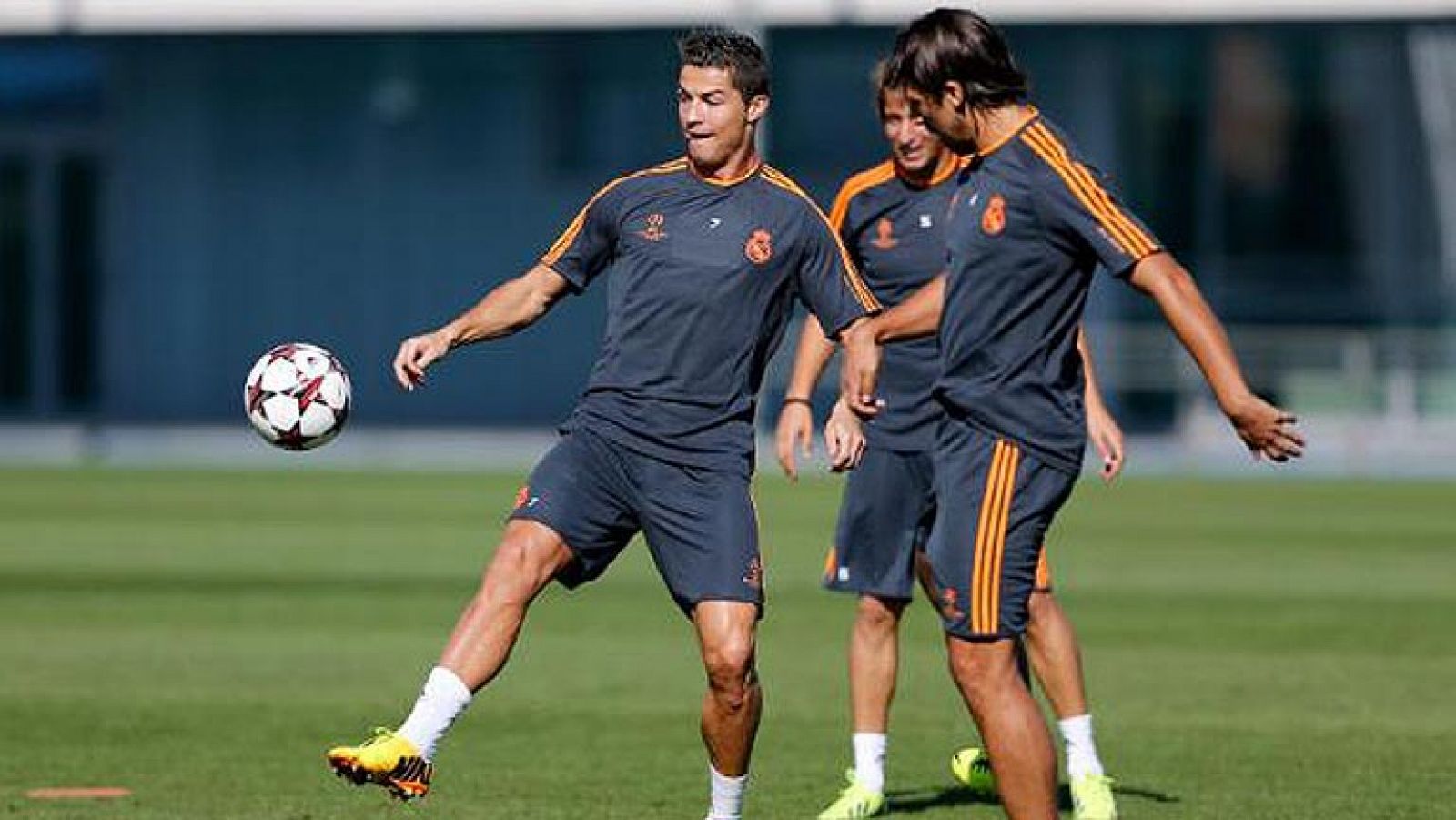 El Madrid, sin Bale, se mide al Copenhague