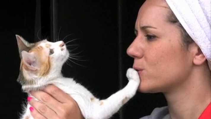 Días de cine - Henar Álvarez se convierte en Audrey Hepburn para adelantar los contenidos de 'Días de cine'