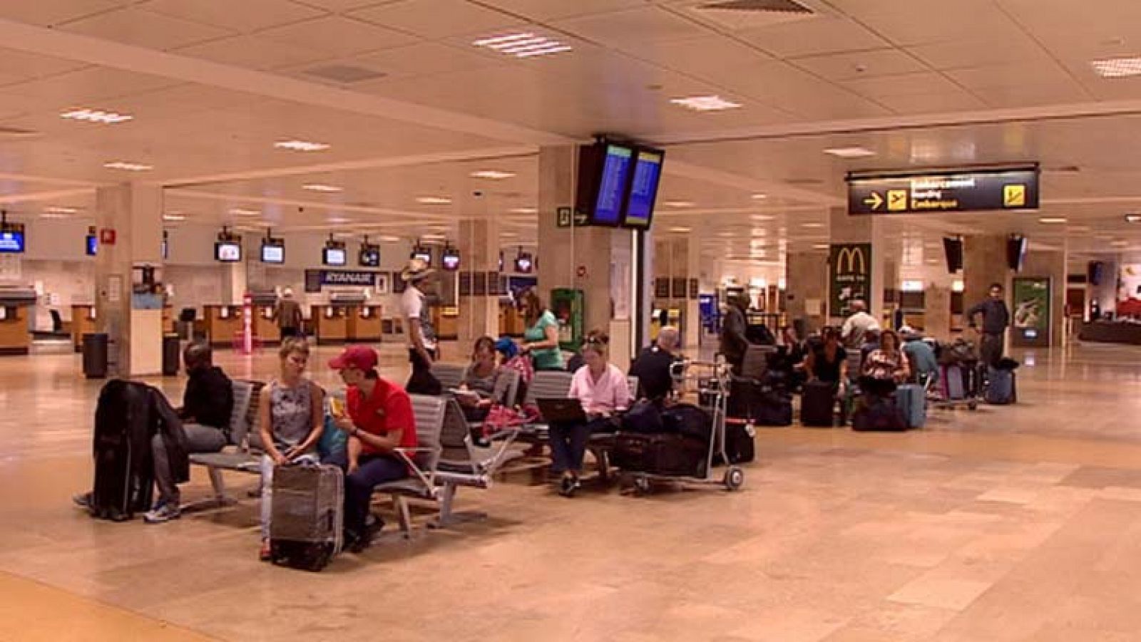 Telediario 1: Polémica muerte aeropuerto Girona | RTVE Play