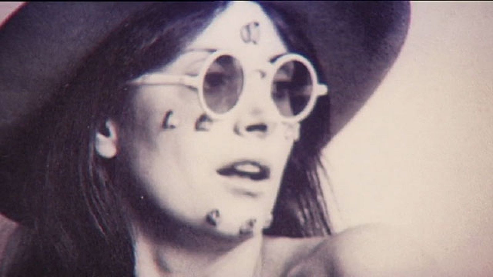 UNED: Mujer. La vanguardia de los años 70 | RTVE Play