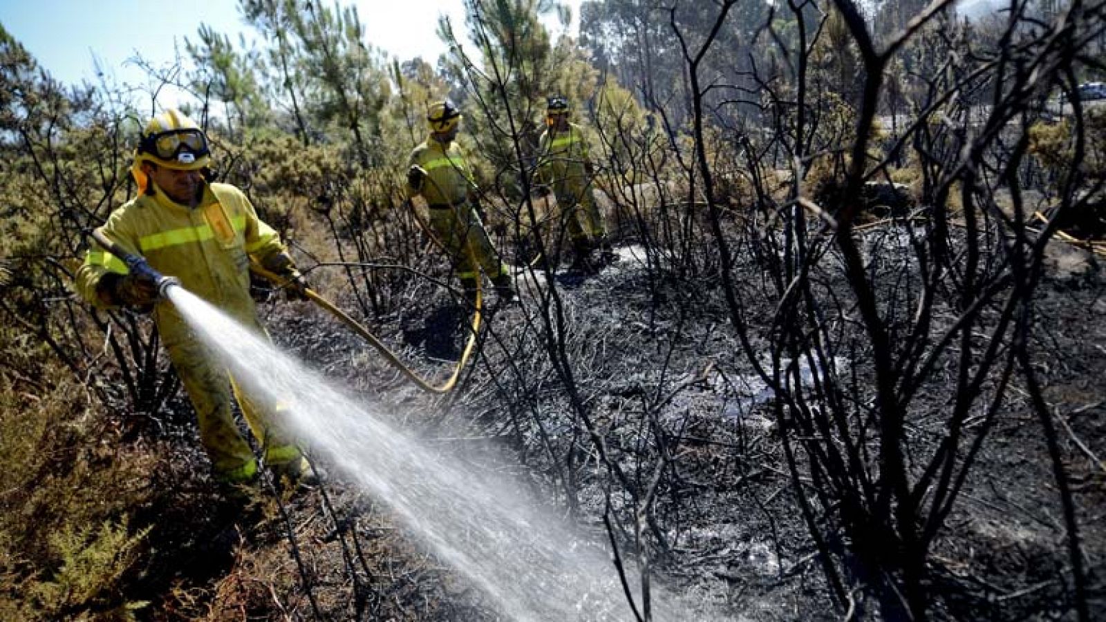 Después de los incendios del verano en Galicia, el peligro ahora es la erosión y las correntías