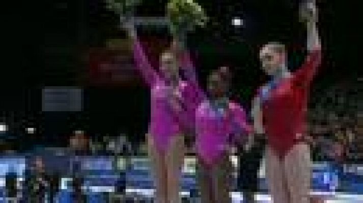 Simone Biles, campeona del Mundo de Gimnasia Rítmica, con solo 16 años