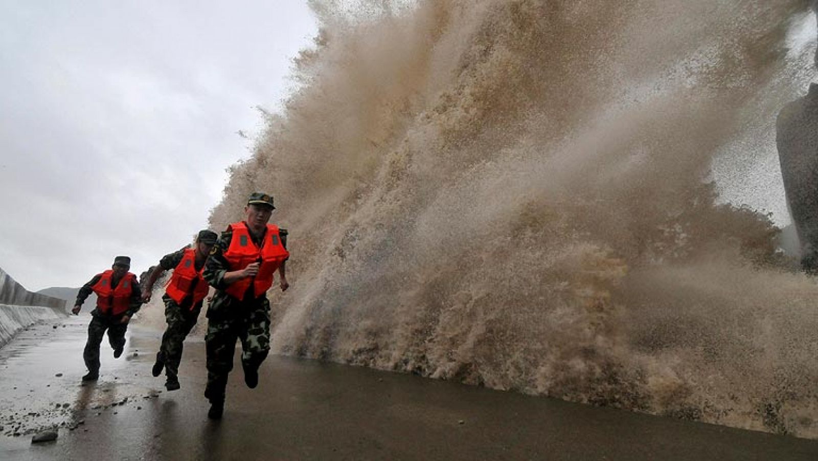 China despide por fin al potente tifón Fitow RTVE.es