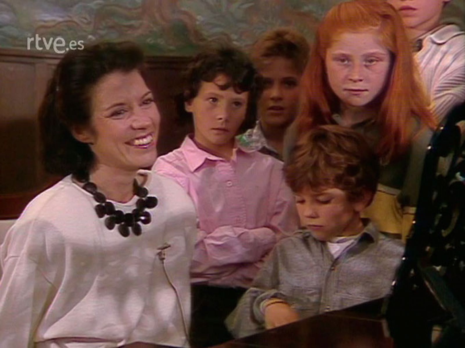 Arxiu TVE Catalunya - Escoltem els músics - El piano - Escoltem els músics | Veure