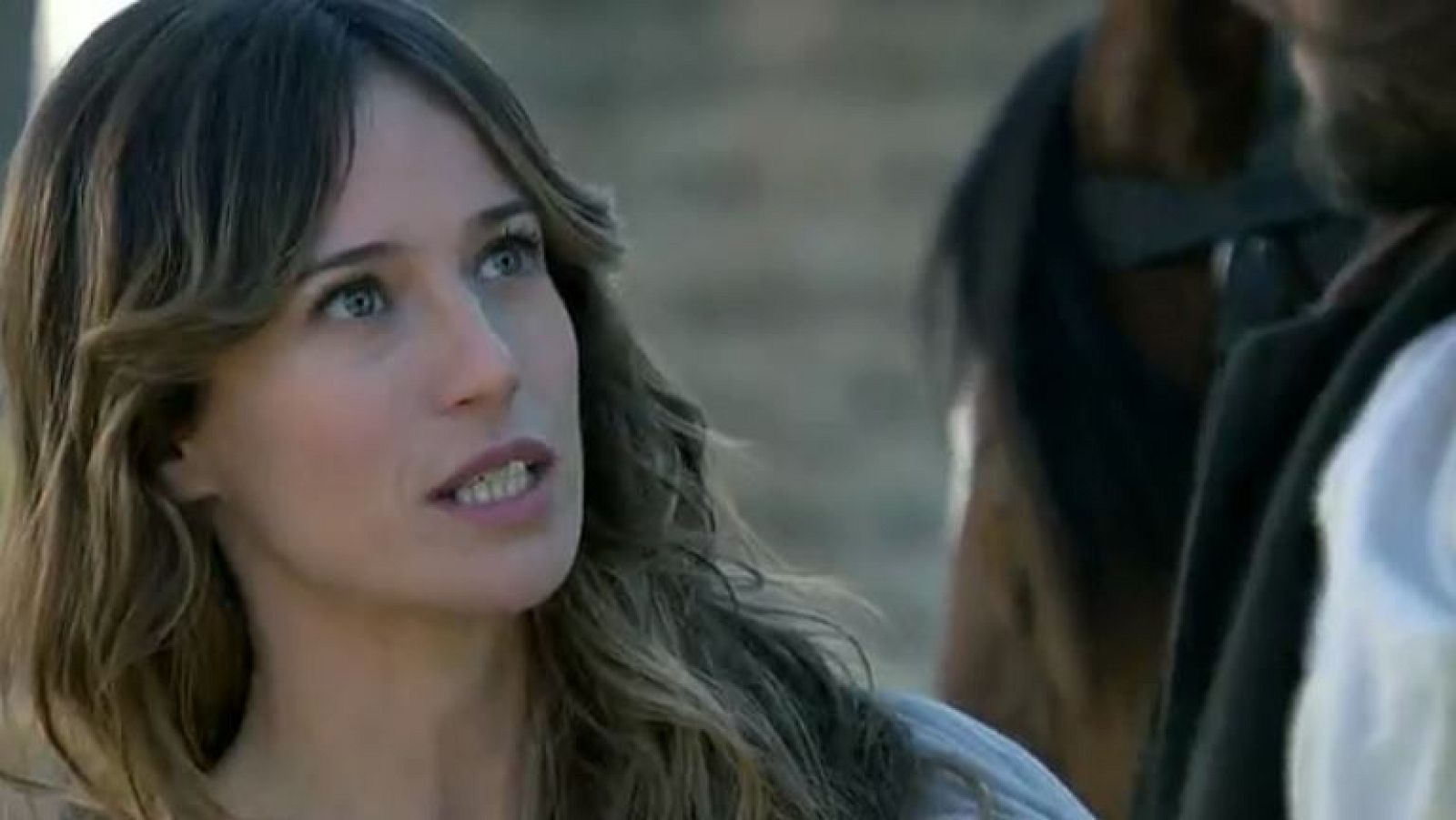 El chantaje y el miedo son armas poderosas; la belleza, también. Todos estos ingredientes nos esperan en el Capítulo 63 de 'Águila Roja'. El jueves, a las 22:30 h.