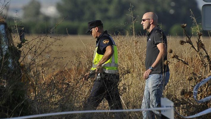 La Policía encuentra una malla naranja y escombros como los descritos por Carcaño