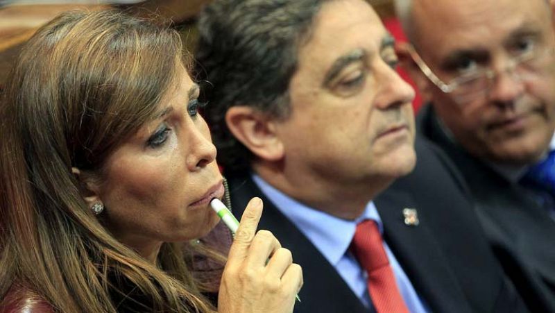 Rifi rafe en el Parlamento catalán entre Artur Mas y Alicia Sánchez Camacho 