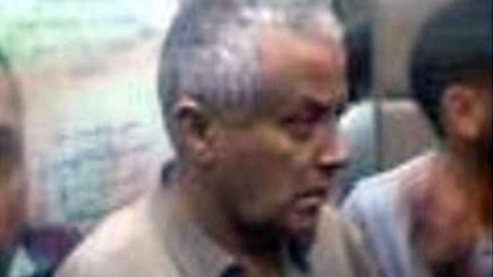 Un grupo de hombres armados secuestra al primer ministro libio