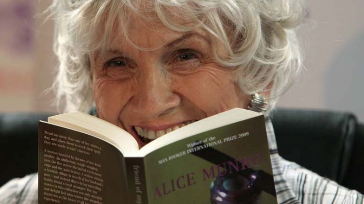 Telediario 1 - Alice Munro premio Nobel literatura