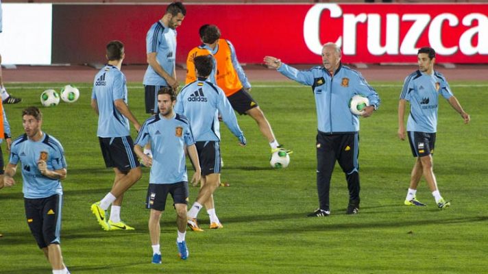 Telediario 1 - Del Bosque tiene todo listo para el partido ante Bielorrusia