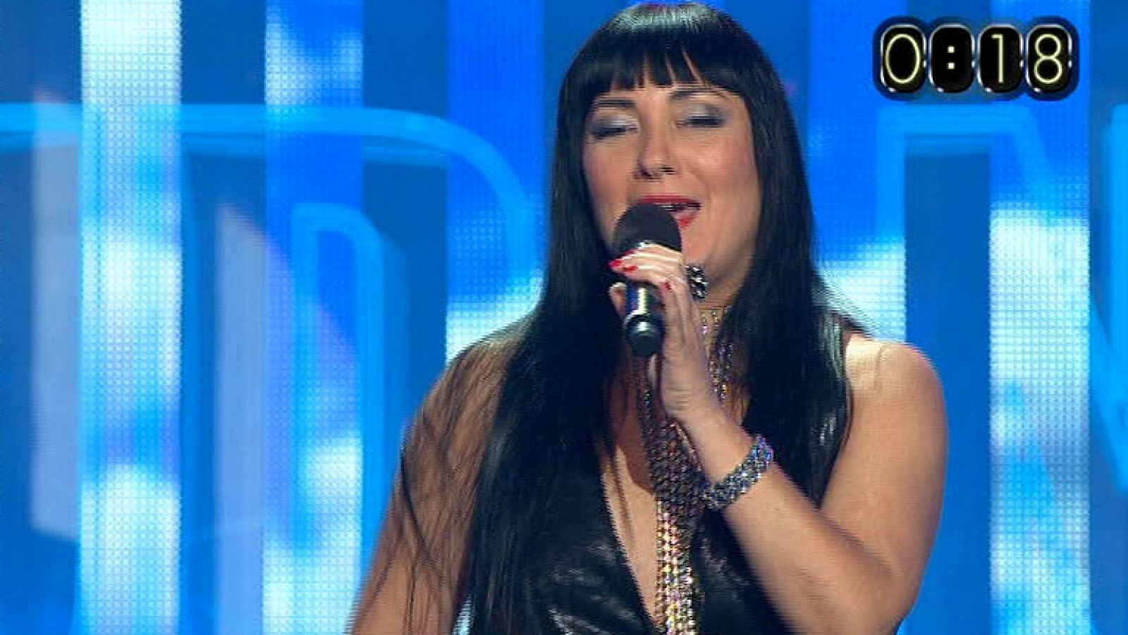 Uno de Los Nuestros - Pepa Dolz canta "It's not unsual"