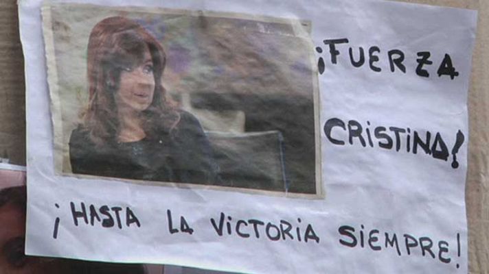 Telediario 1 - Cristina Fernández recupenrándose