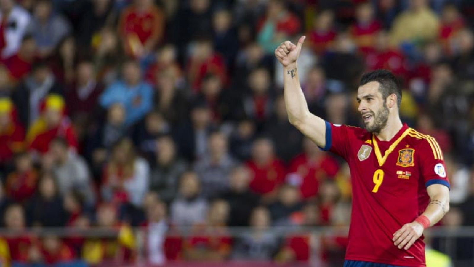 Negredo es el jugador de la selección con mejor media anotadora, marca un gol cada 78 minutos. El lunes se cumplen cuatro años de su debut con la selección española, fue ante Bosnia.