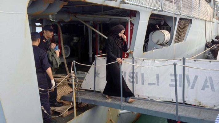 Telediario 1 - Vigilancia en el Canal de Sicilia