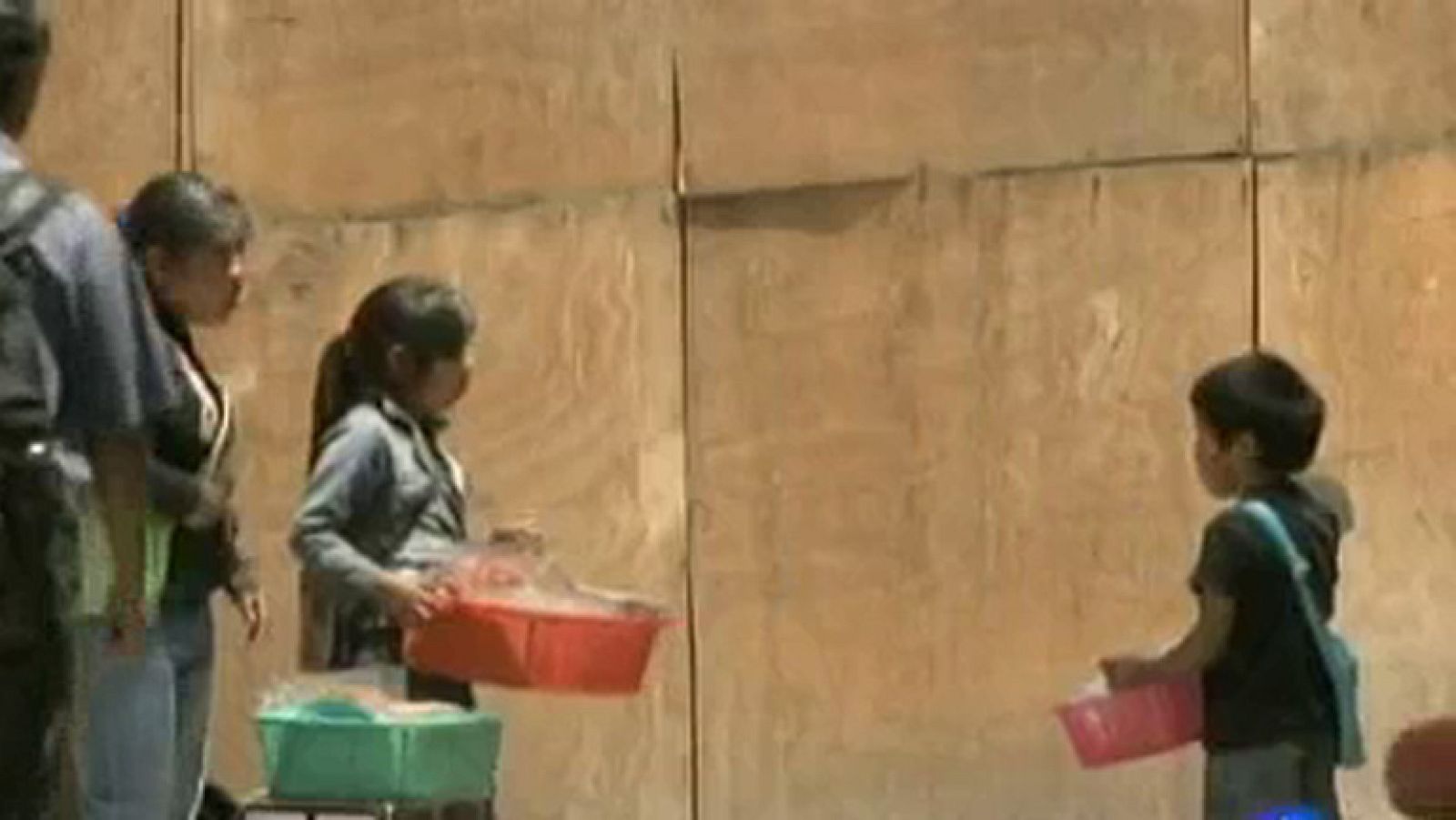 Las mujeres más jóvenes son el objetivo de los proxenetas en México | Ver