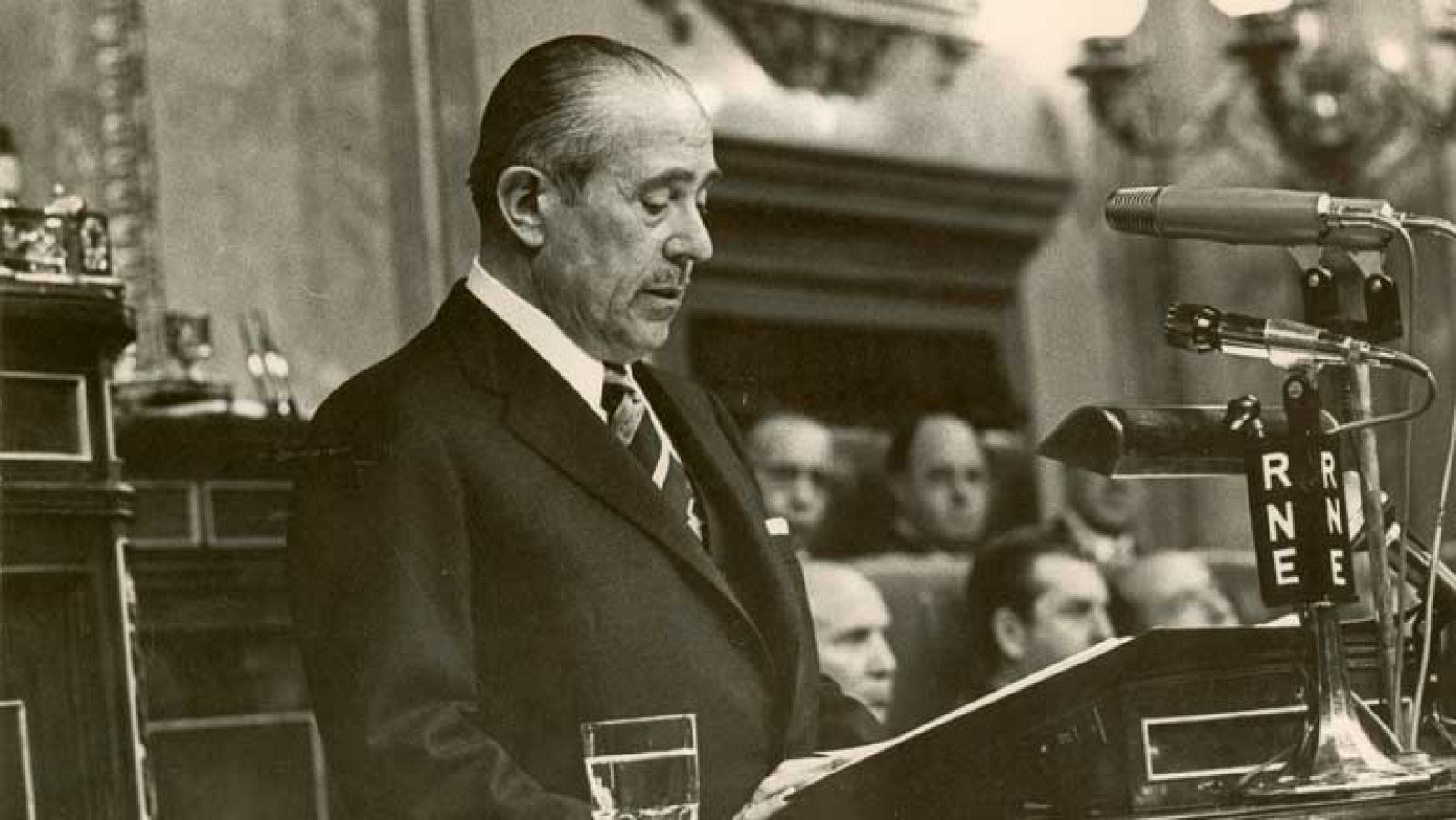 La Transición - Capítulo 2 - Ver ahora