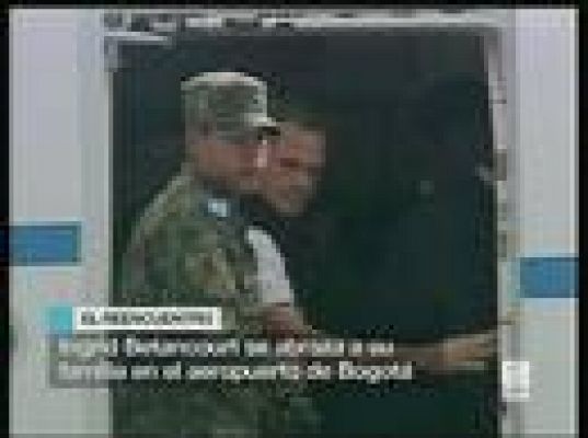  - Ingrid Betancourt con sus hijos