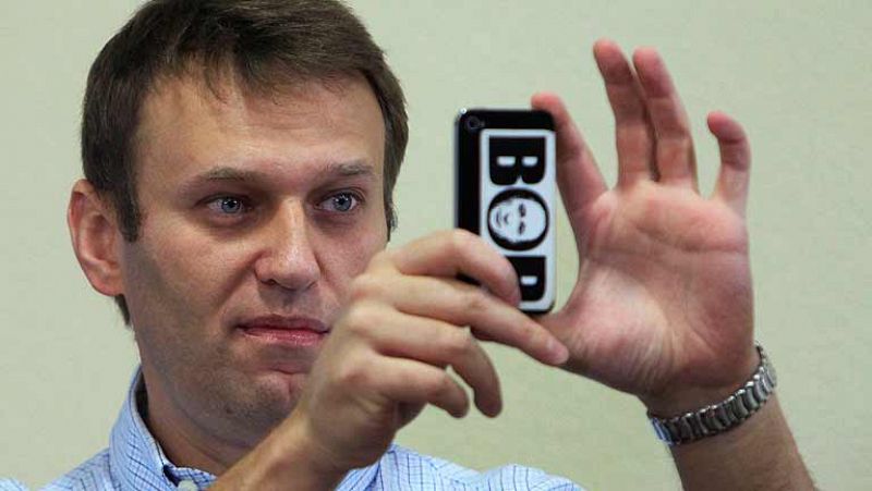  La justicia rusa suspenda la pena de cárcel al opositor ruso Navalni