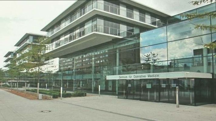 Telediario 1 - Despilfarro público