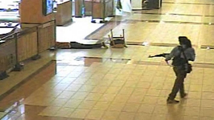 Telediario 1 - Las autoridades de Kenia creen haber hallado los cuerpos de dos de los atacantes del Westgate