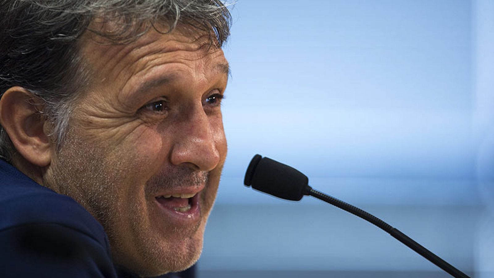 El entrenador del Barcelona, Gerardo 'Tata' Martino, ha restado relevancia al intenso regreso a la competición de su equipo, que afronta una dura semana con dos partidos de Liga y uno de Champions.