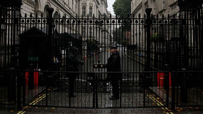 El Gobierno británico envía más de 140 sms a supuestos "inmigrantes ilegales"