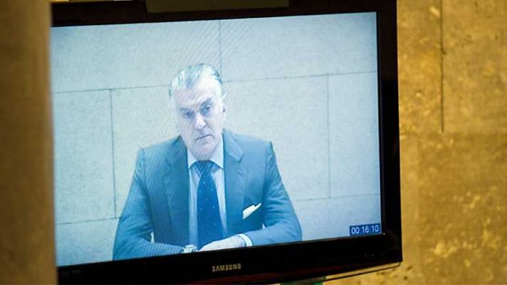 Telediario 1 - Telediario - 21 horas - 18/10/13