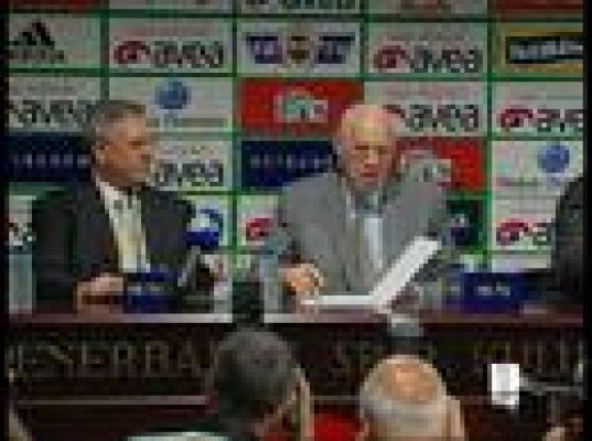  - Luis firma su nuevo contrato