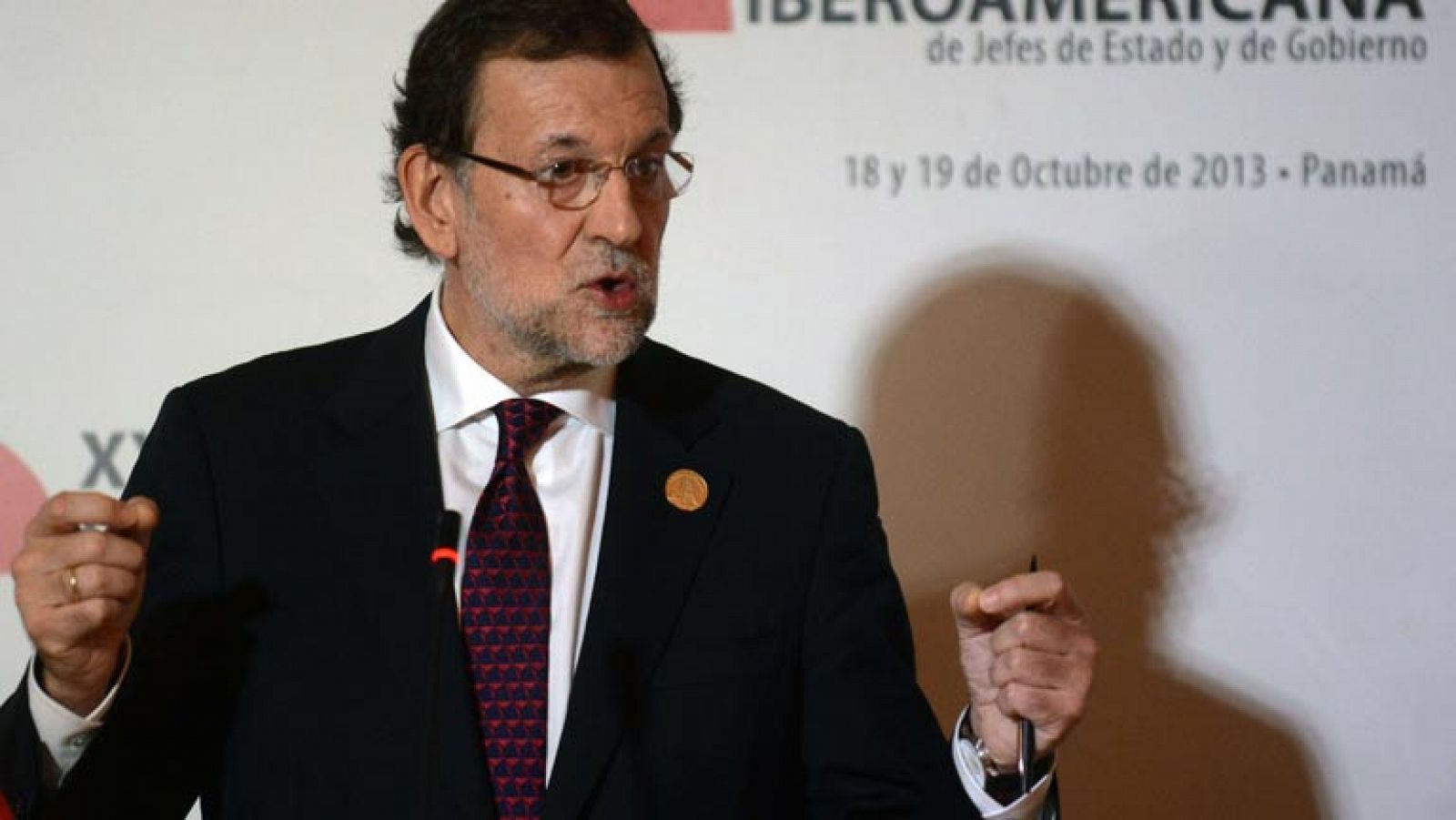 Informativo 24h: Mariano Rajoy asegura que mantiene su confianza en María Dolores de Cospedal | RTVE Play
