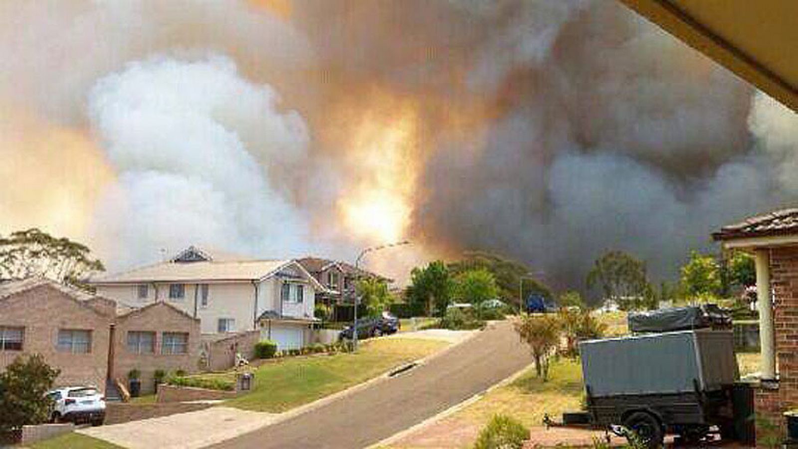 Estado de emergencia en el este de Australia por la peor oleada de incendios en una década