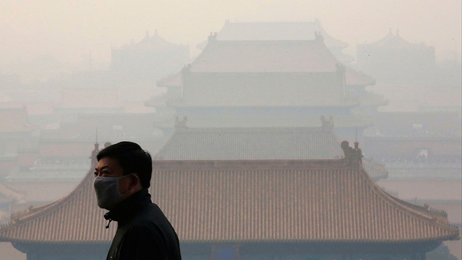 Telediario 1: China lucha contra la contaminación | RTVE Play
