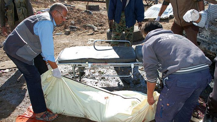 Informativo 24h - Al menos 30 muertos por la explosión de un camión bomba en la ciudad siria de Hama