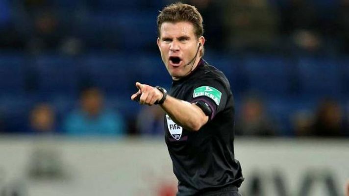 Telediario 1 - El alemán Felix Brych arbitrará el Milan - Barça
