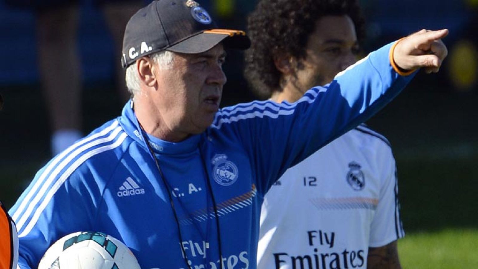 Ancelotti baraja opciones para recibir al Juventus