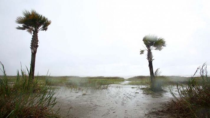 Viento y lluvia en la mitad oeste