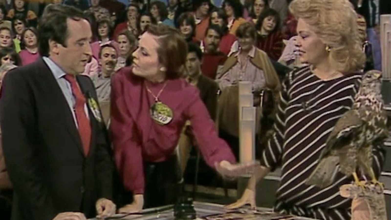 Un, dos, tres - Las revistas del corazón - Ver ahora