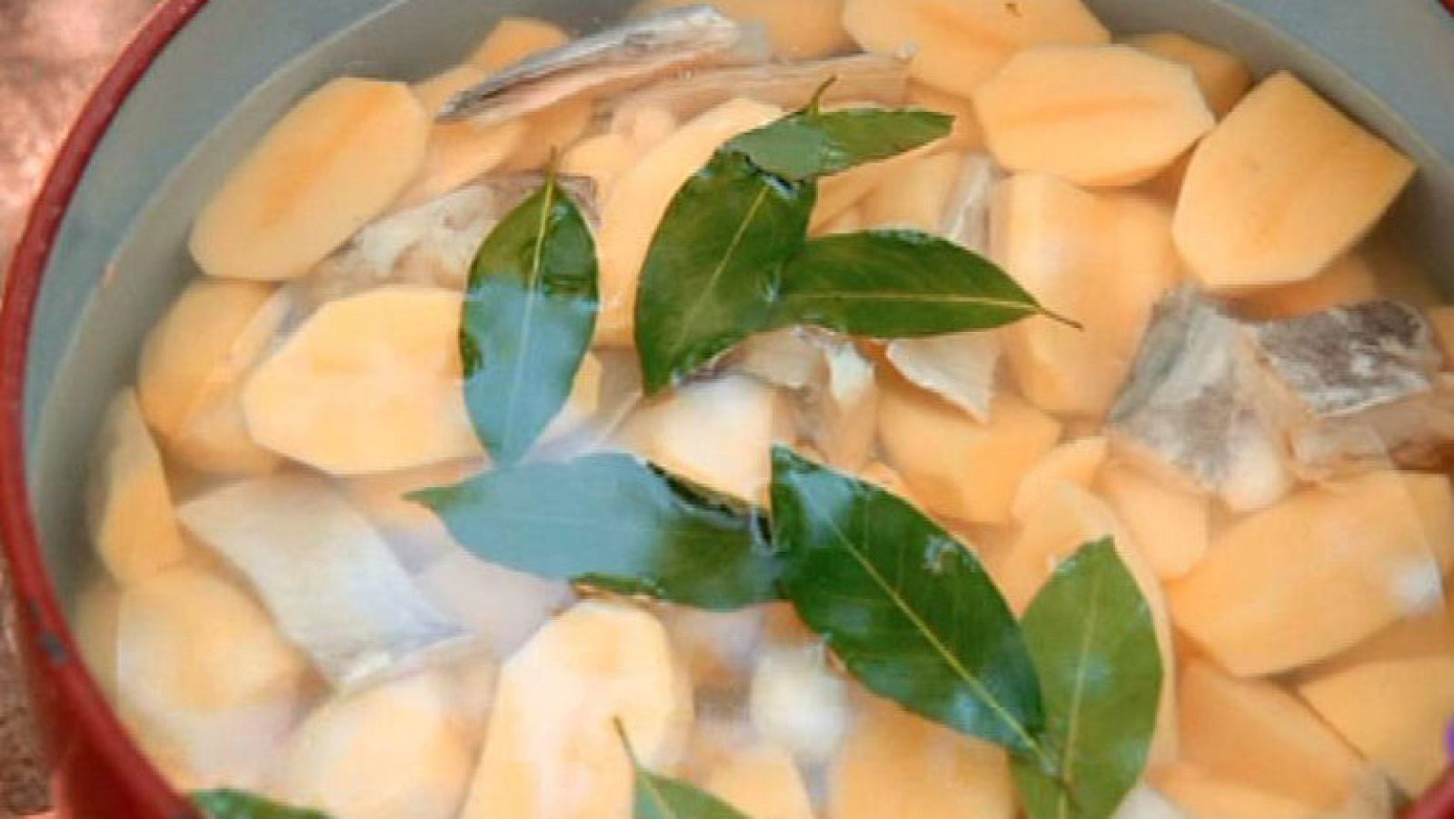 Un país para comérselo - Recetas - Cachuelos con bacalao