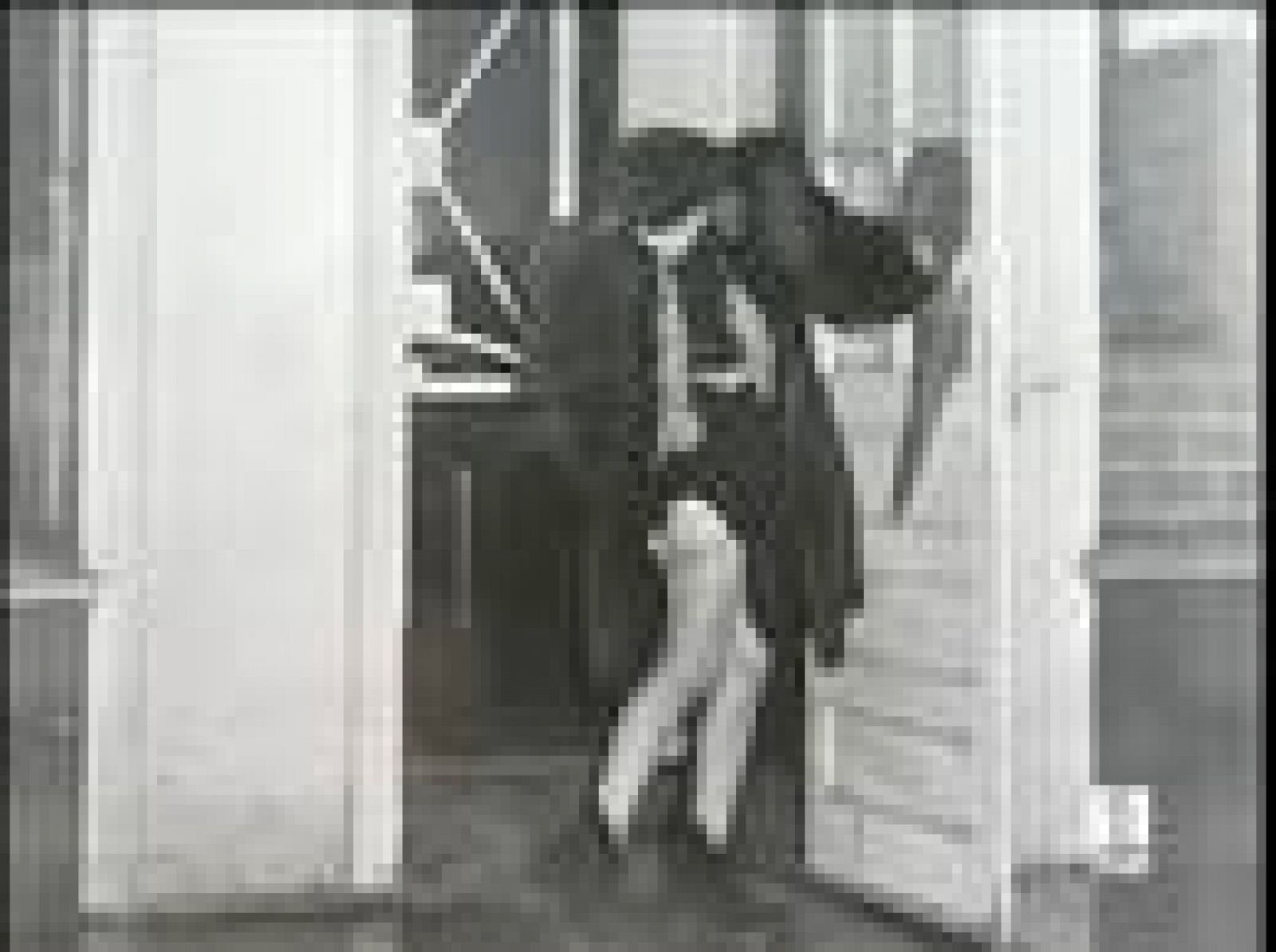 Exposicón en la Fundación Helmut Newton de fotografías de cuatro famosos paparazzi | Ver